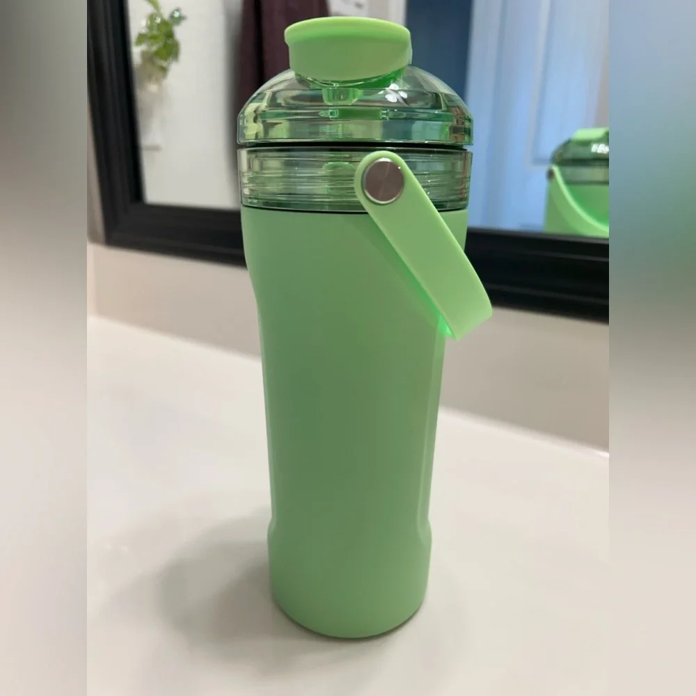 BrüMate Kiwi Green Multishaker Insulated Bottle - Picture 3 of 11